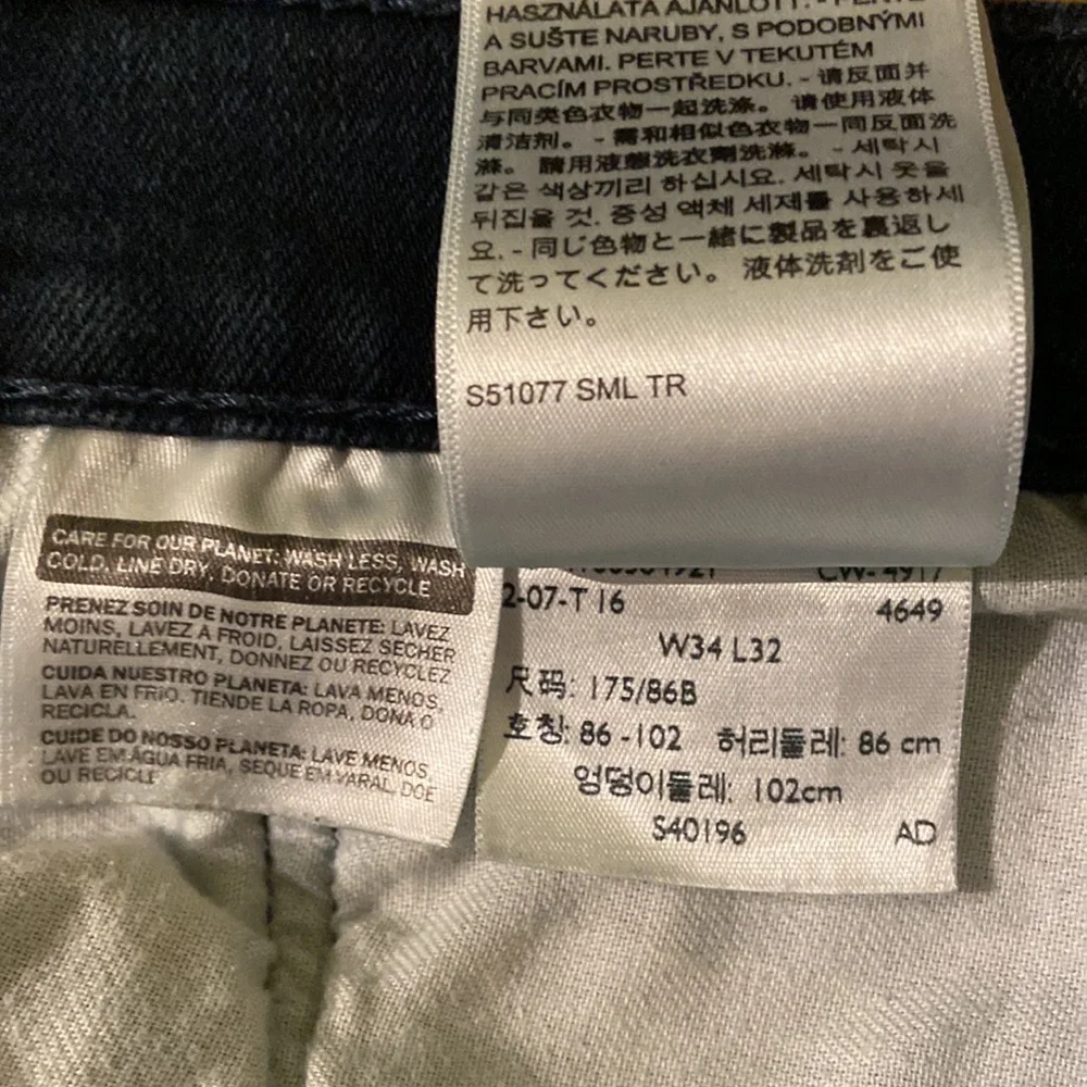 Levi’s - Picture 5 of 5
